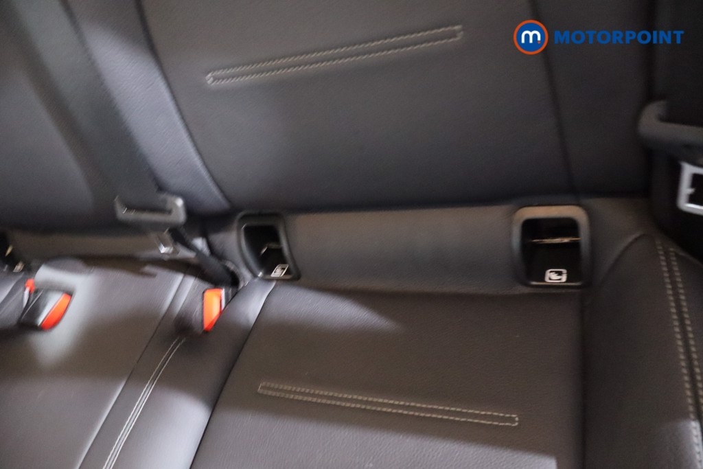 Mercedes-Benz GLA Exclusive Edition Automatic Petrol Plug-In Hybrid SUV - Stock Number (1610412) - 25th supplementary image