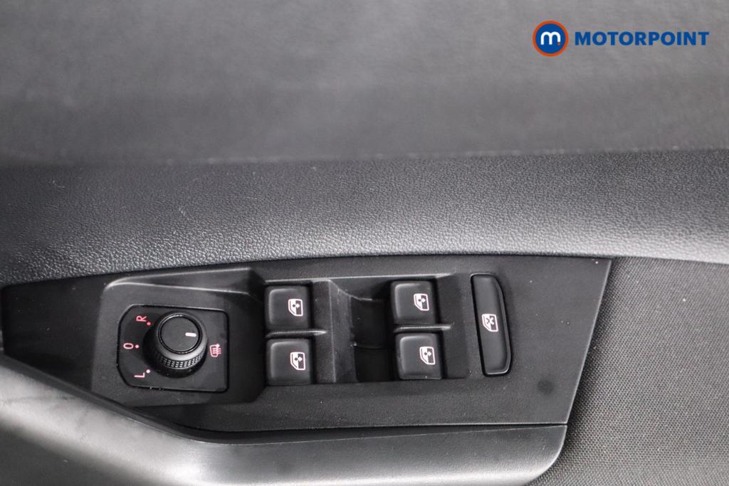 Volkswagen Polo Match Manual Petrol Hatchback - Stock Number (1610514) - 14th supplementary image