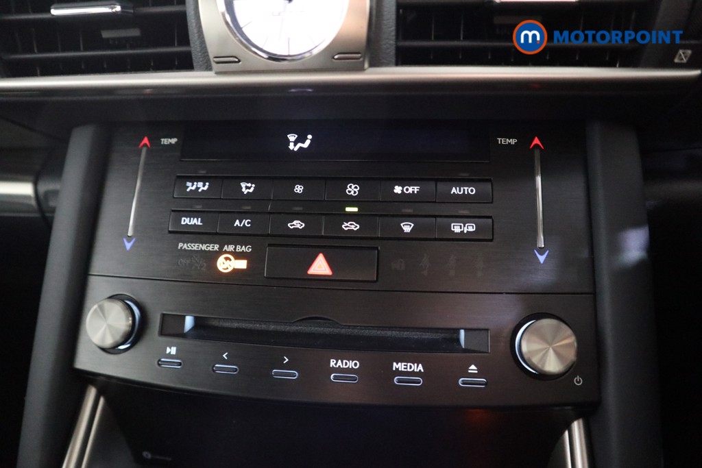 Lexus IS Advance Automatic Petrol-Electric Hybrid Saloon - Stock Number (1610658) - 11th supplementary image