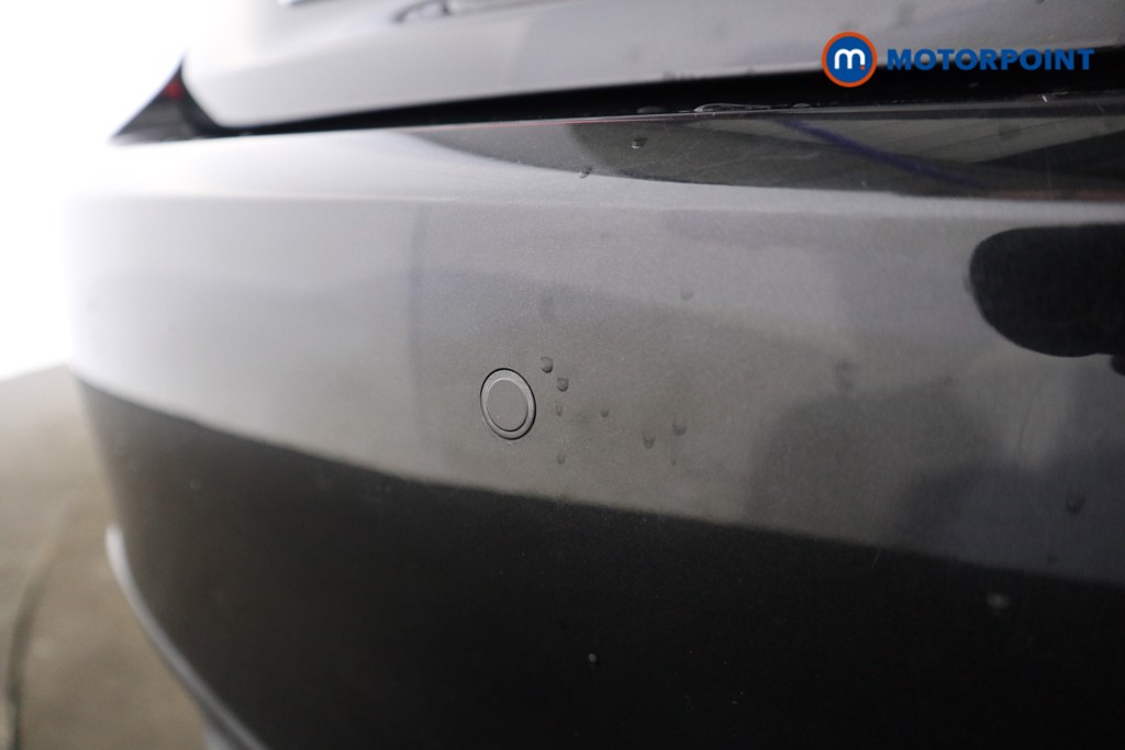 Lexus IS Advance Automatic Petrol-Electric Hybrid Saloon - Stock Number (1610658) - 24th supplementary image