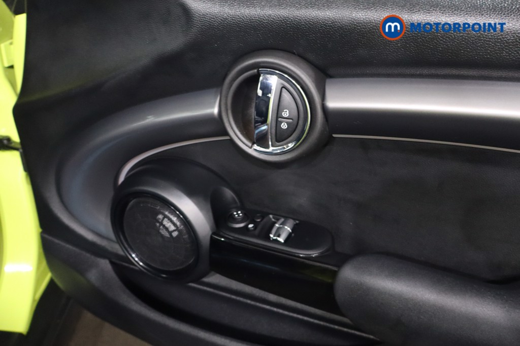 Mini Hatchback Cooper S Exclusive Automatic Petrol Hatchback - Stock Number (1610970) - 24th supplementary image