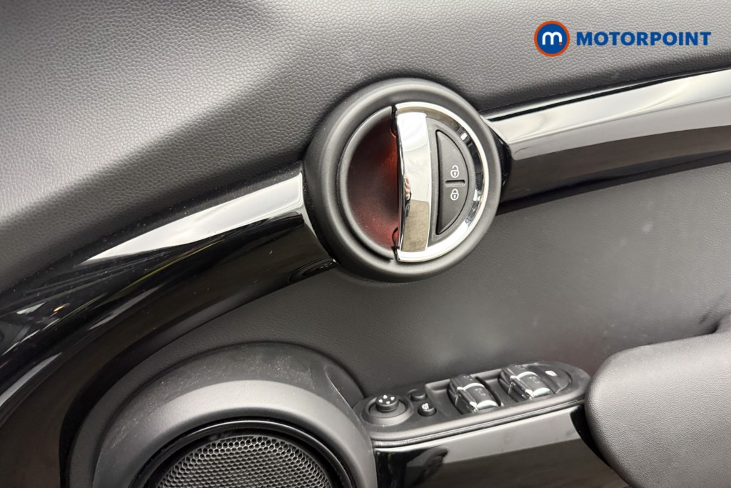 Mini Hatchback Cooper S Manual Petrol Hatchback - Stock Number (1611054) - 13th supplementary image