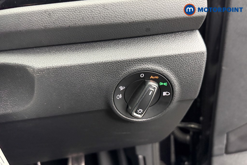 Volkswagen T-Roc Black Edition Automatic Petrol SUV - Stock Number (1611147) - 16th supplementary image