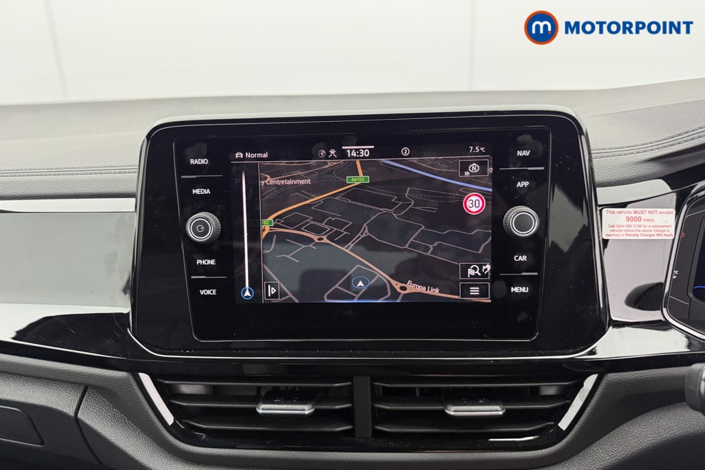 Volkswagen T-Roc Black Edition Automatic Petrol SUV - Stock Number (1611161) - 9th supplementary image