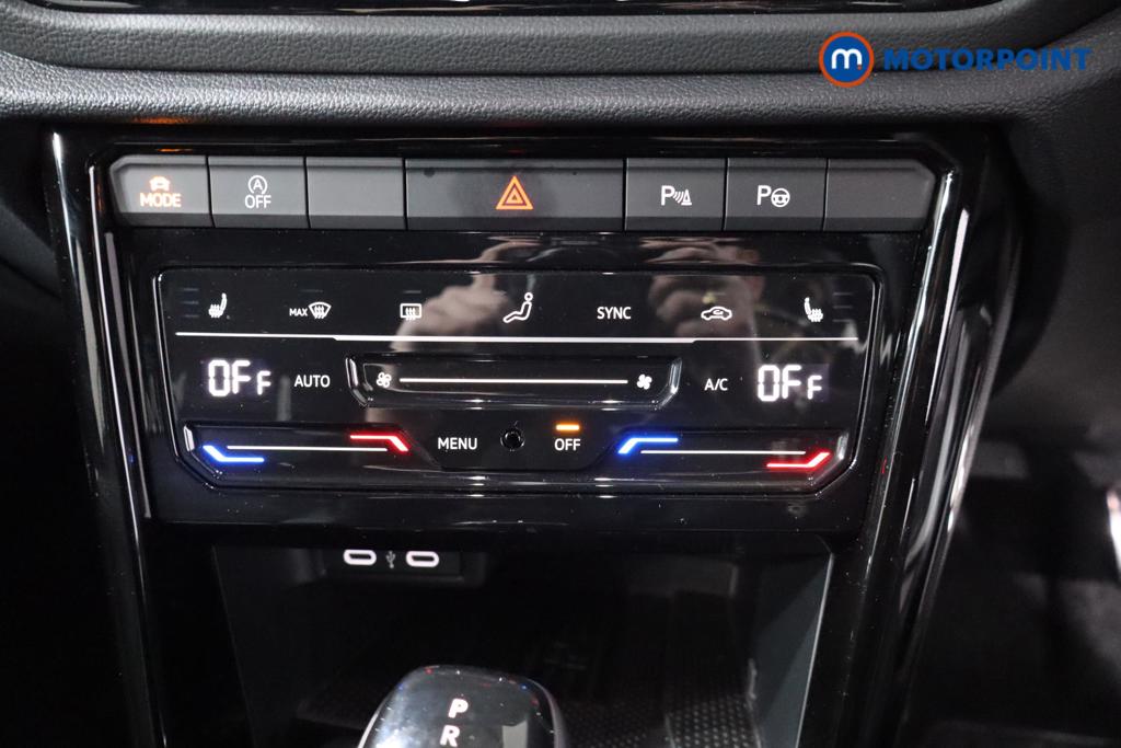 Volkswagen T-Roc Black Edition Automatic Petrol SUV - Stock Number (1611212) - 4th supplementary image