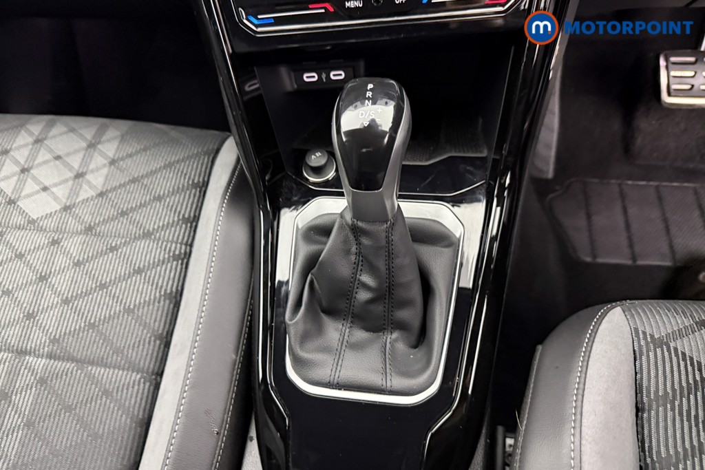 Volkswagen T-Roc Black Edition Automatic Petrol SUV - Stock Number (1611213) - 15th supplementary image