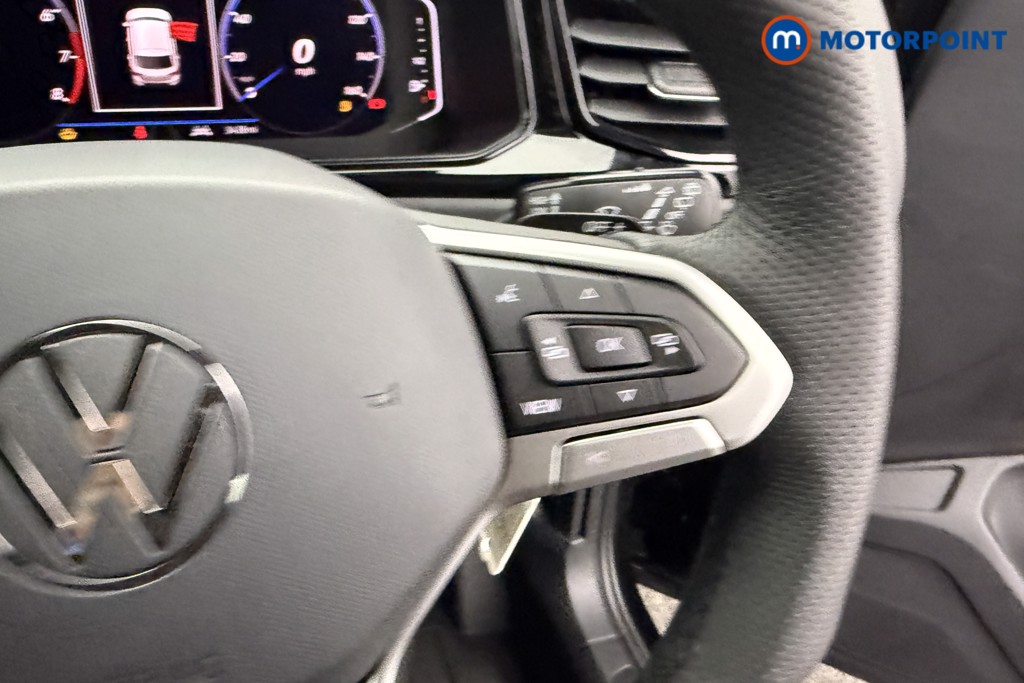 Volkswagen T-Roc Black Edition Automatic Petrol SUV - Stock Number (1611213) - 17th supplementary image