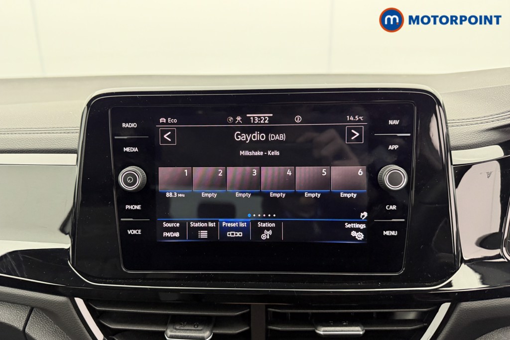 Volkswagen T-Roc Black Edition Automatic Petrol SUV - Stock Number (1611215) - 6th supplementary image