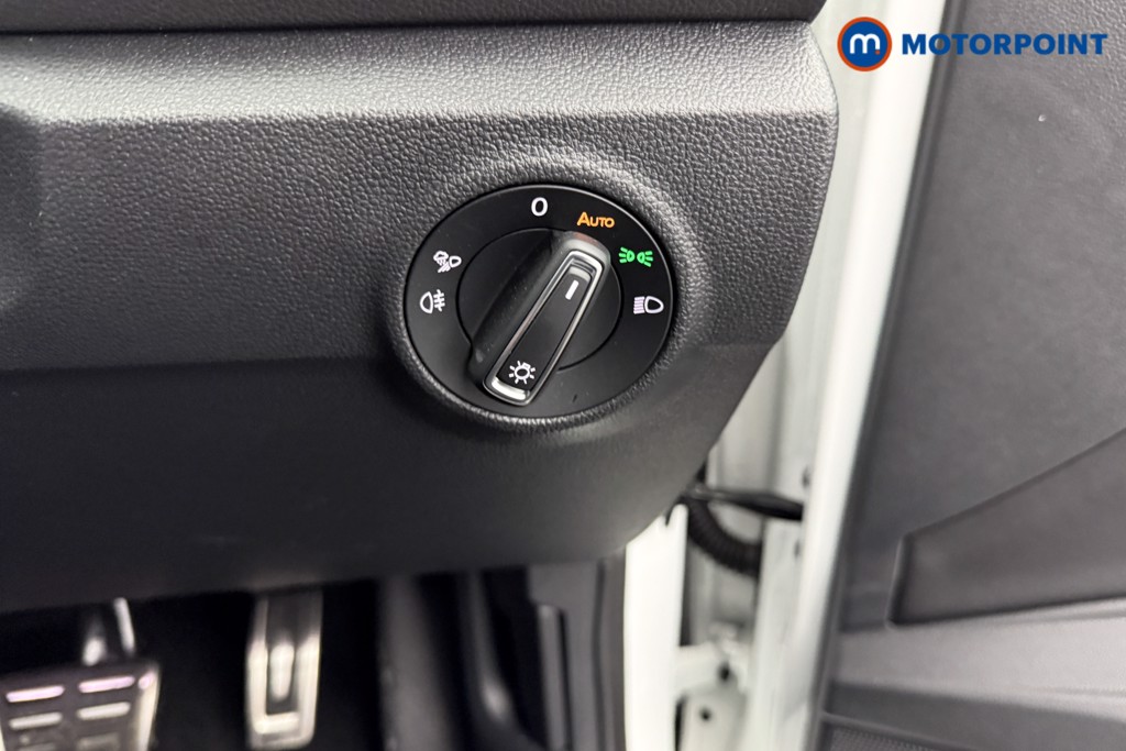 Volkswagen T-Roc Black Edition Automatic Petrol SUV - Stock Number (1611215) - 16th supplementary image