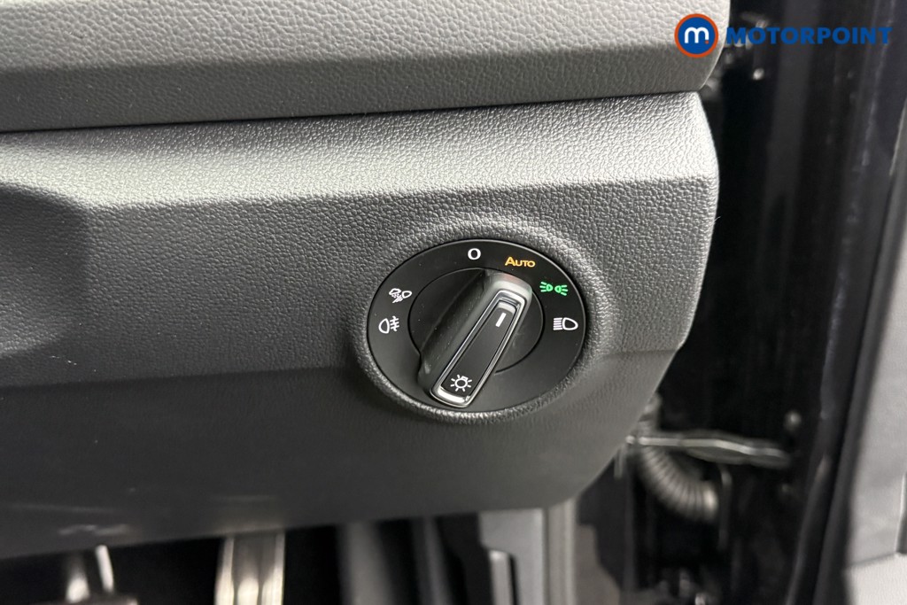 Volkswagen T-Roc Black Edition Automatic Petrol SUV - Stock Number (1611216) - 16th supplementary image