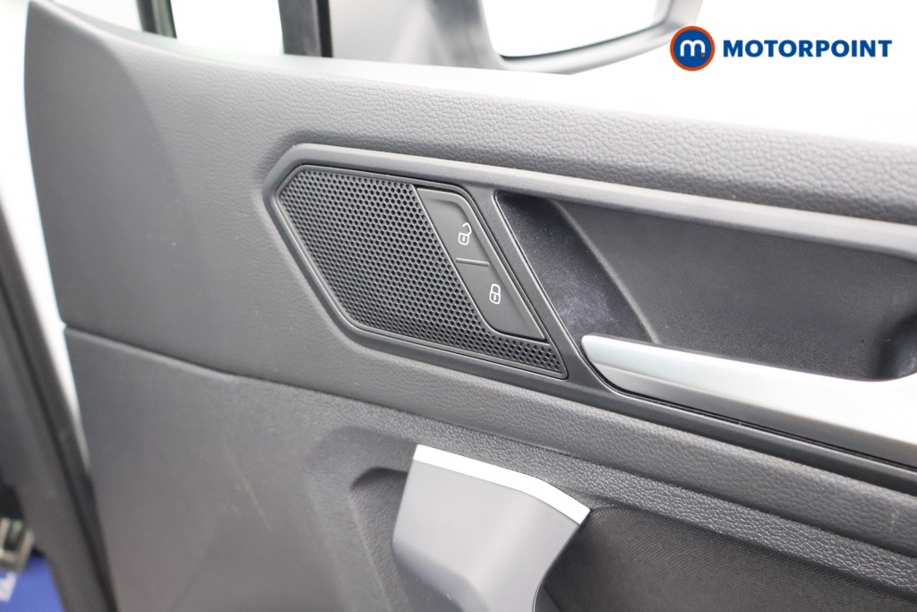 Volkswagen Tiguan Active Automatic Petrol SUV - Stock Number (1611362) - 26th supplementary image