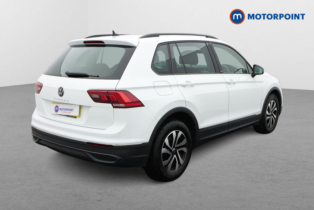 Volkswagen Tiguan Active Automatic Petrol SUV - Stock Number (1611362) - Drivers side rear corner