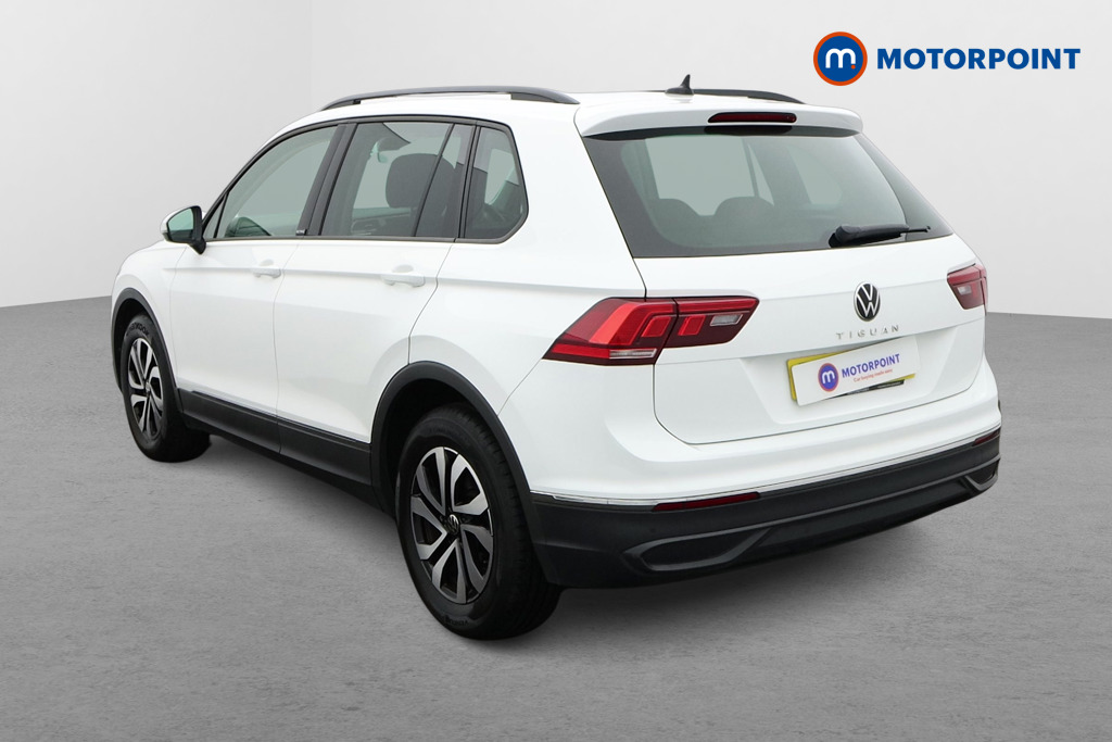 Volkswagen Tiguan Active Automatic Petrol SUV - Stock Number (1611362) - Passenger side rear corner