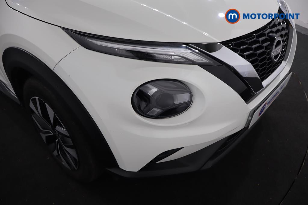 Nissan Juke Acenta Premium Manual Petrol SUV - Stock Number (1611367) - 16th supplementary image