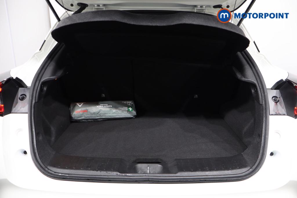 Nissan Juke N-Connecta Automatic Petrol SUV - Stock Number (1611385) - 14th supplementary image