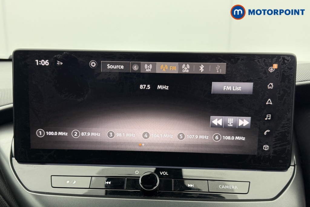 Nissan Juke N-Connecta Automatic Petrol SUV - Stock Number (1611399) - 6th supplementary image