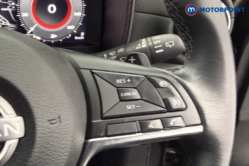 Nissan Juke N-Connecta Automatic Petrol SUV - Stock Number (1611399) - 13th supplementary image