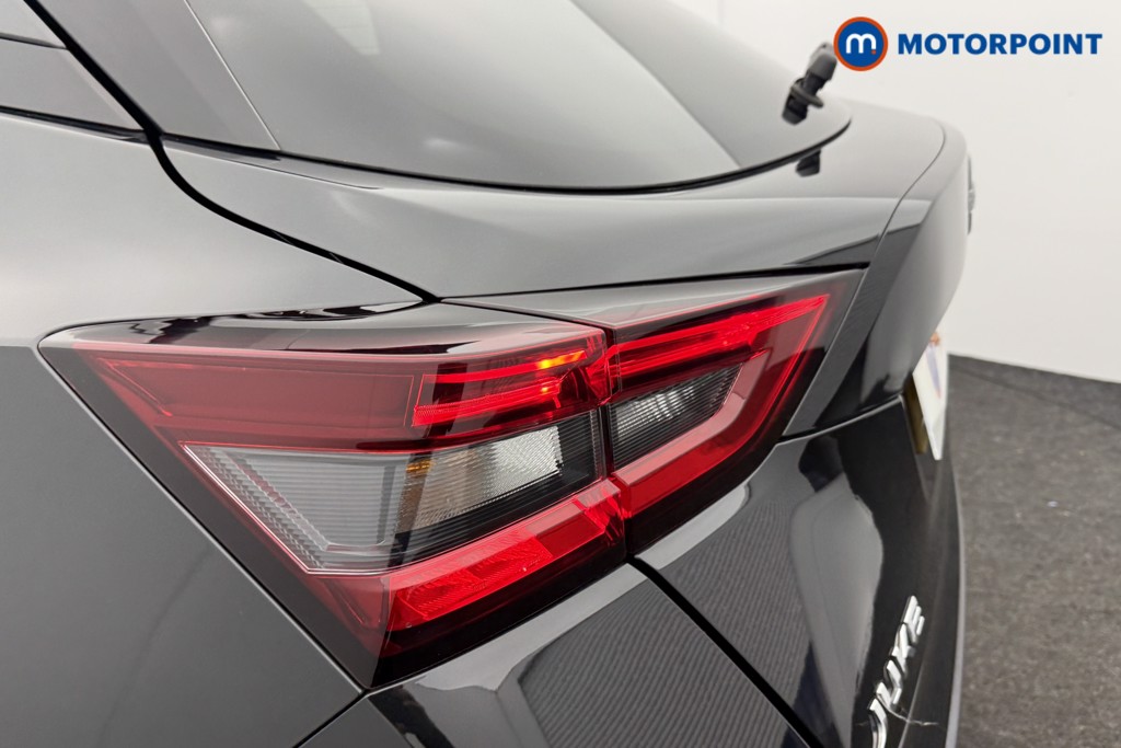 Nissan Juke N-Connecta Automatic Petrol SUV - Stock Number (1611399) - 24th supplementary image