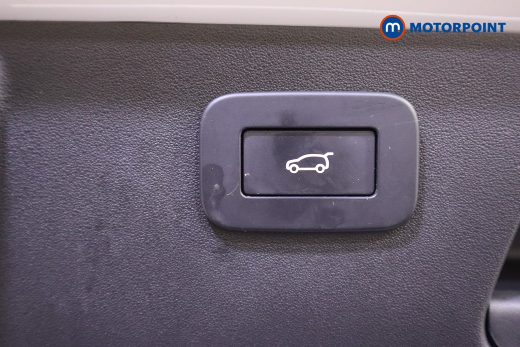 Jaguar E-Pace Sport Automatic Petrol Plug-In Hybrid SUV - Stock Number (1611441) - 31st supplementary image