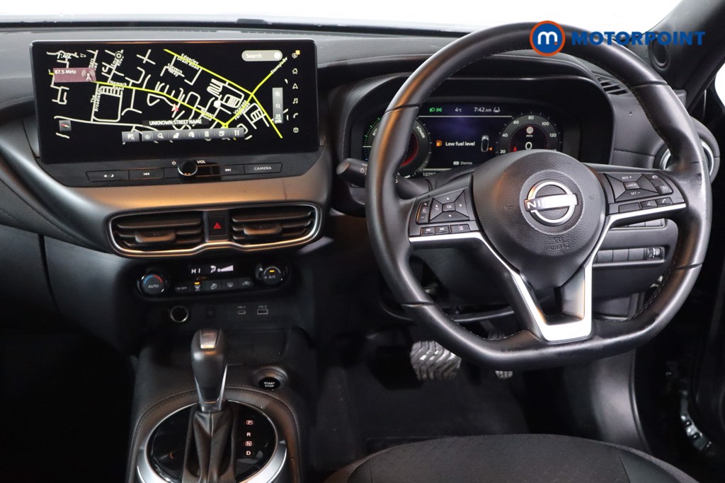 Nissan Juke N-Connecta Automatic Petrol-Electric Hybrid SUV - Stock Number (1607738) - 3rd supplementary image