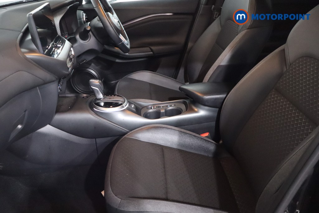 Nissan Juke N-Connecta Automatic Petrol-Electric Hybrid SUV - Stock Number (1607738) - 4th supplementary image