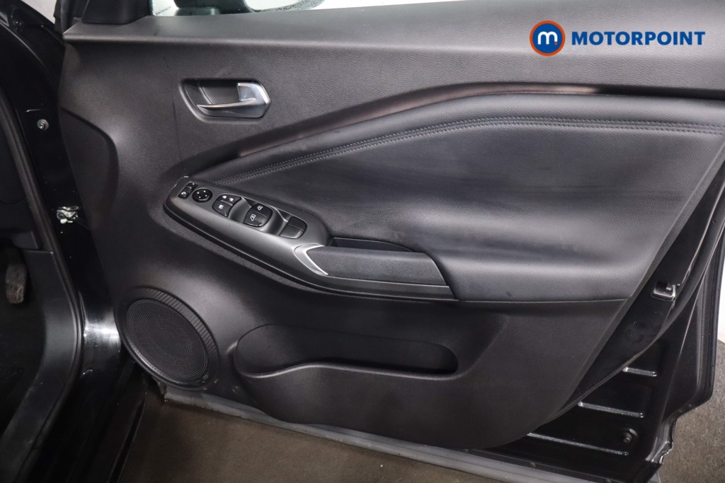 Nissan Juke N-Connecta Automatic Petrol-Electric Hybrid SUV - Stock Number (1607738) - 22nd supplementary image