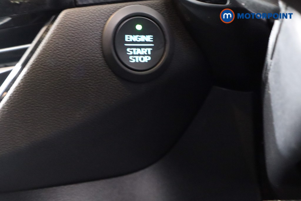 Ford Kuga St-Line Edition Automatic Petrol-Electric Hybrid SUV - Stock Number (1609634) - 14th supplementary image