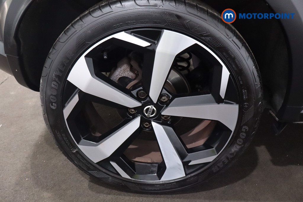 Nissan Juke Tekna Automatic Petrol SUV - Stock Number (1610032) - 9th supplementary image