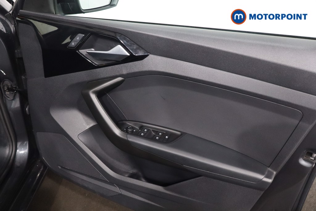 Audi A1 Technik Manual Petrol Hatchback - Stock Number (1610089) - 22nd supplementary image