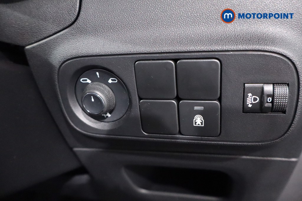 Citroen C3 Plus Manual Petrol Hatchback - Stock Number (1610310) - 17th supplementary image