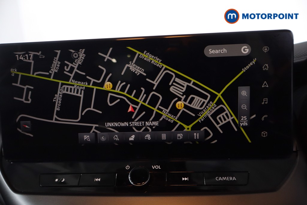 Nissan Juke N-Connecta Automatic Petrol SUV - Stock Number (1610352) - 2nd supplementary image
