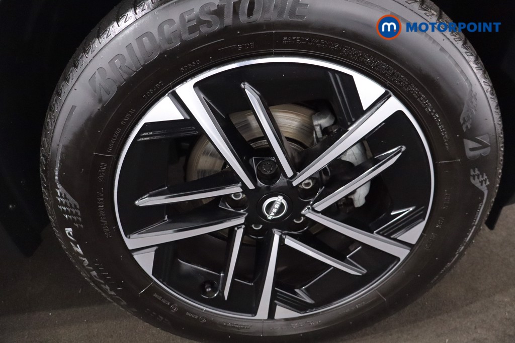 Nissan Juke N-Connecta Automatic Petrol SUV - Stock Number (1610352) - 10th supplementary image