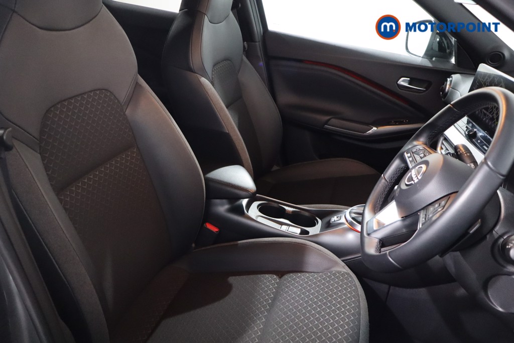 Nissan Juke N-Connecta Automatic Petrol SUV - Stock Number (1610352) - 20th supplementary image