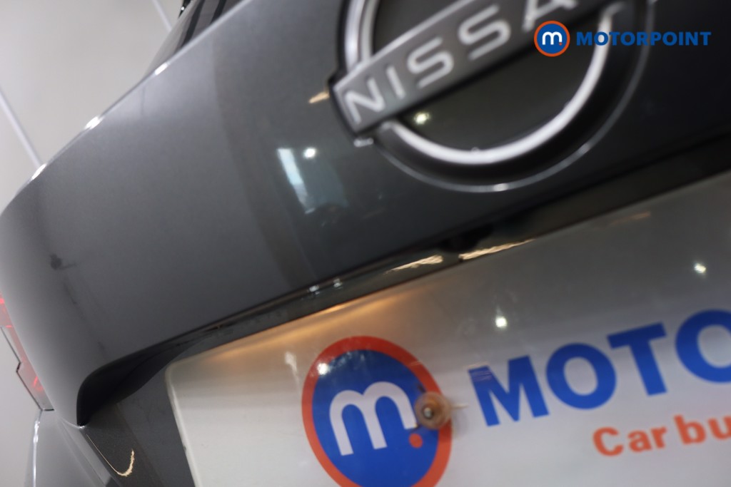 Nissan Juke N-Connecta Automatic Petrol SUV - Stock Number (1610352) - 32nd supplementary image