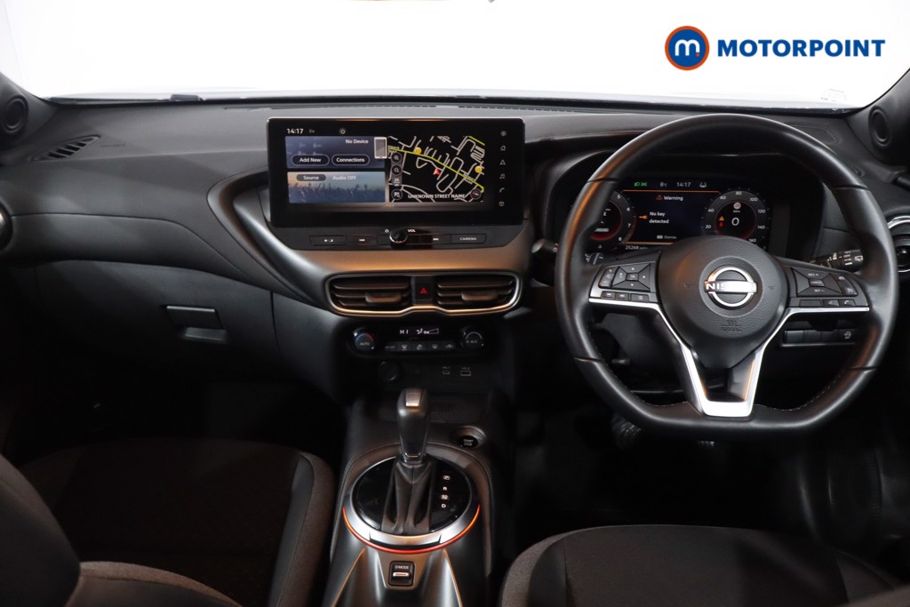 Nissan Juke N-Connecta Automatic Petrol SUV - Stock Number (1610352) - 1st supplementary image