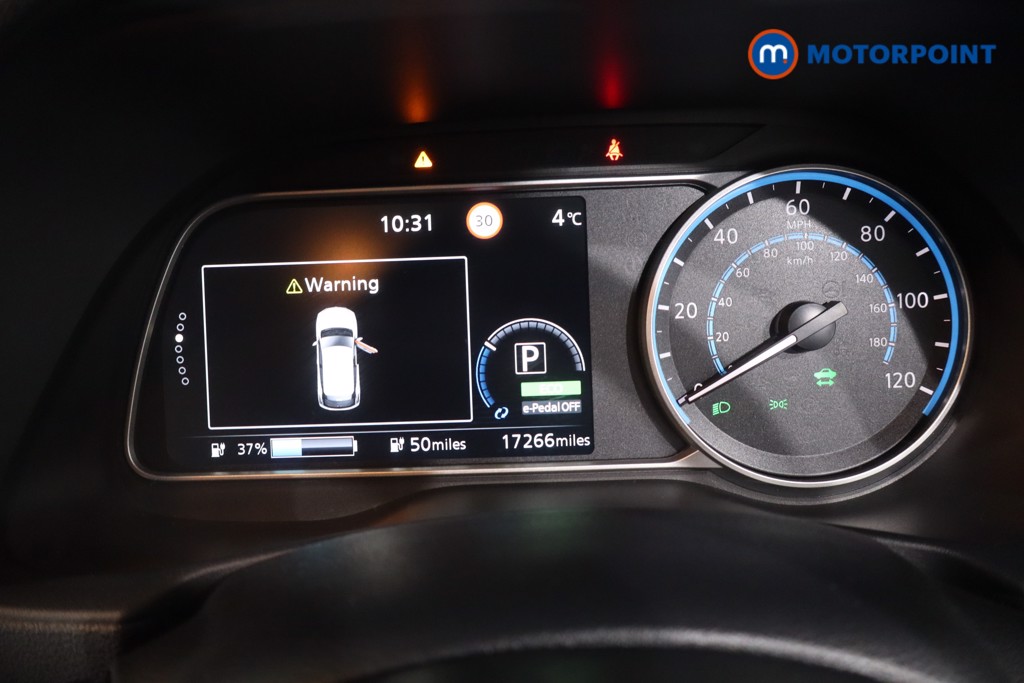 Nissan Leaf N-Connecta Automatic Electric Hatchback - Stock Number (1610362) - 16th supplementary image