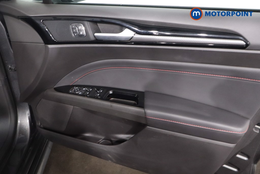 Ford Mondeo St-Line Edition Automatic Diesel Hatchback - Stock Number (1610486) - 23rd supplementary image