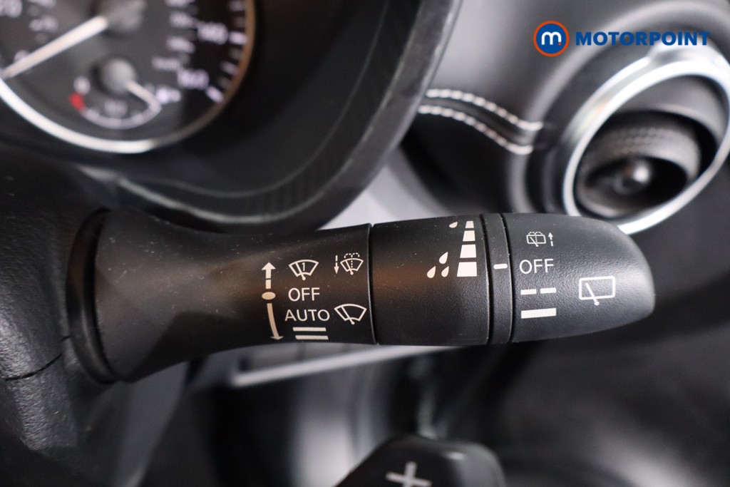 Nissan Juke Tekna Automatic Petrol SUV - Stock Number (1610492) - 15th supplementary image