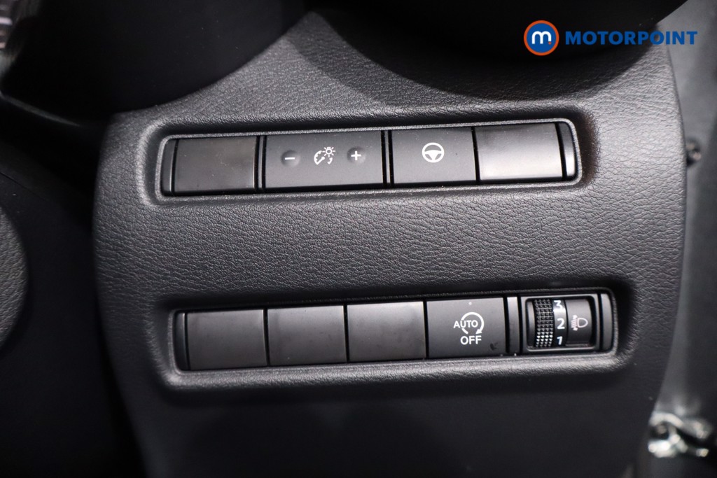 Nissan Juke Tekna Automatic Petrol SUV - Stock Number (1610492) - 17th supplementary image