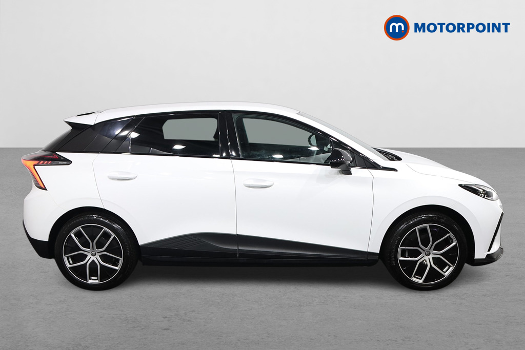 Mg Motor Uk MG4 Trophy Automatic Electric SUV - Stock Number (1611083) - Drivers side