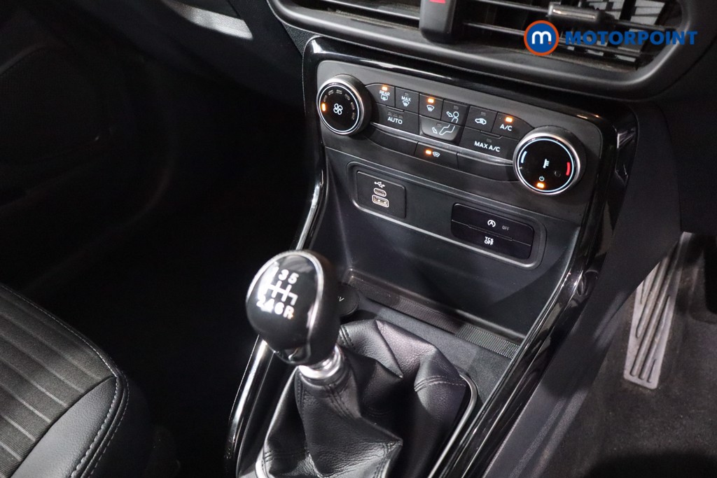 Ford Ecosport Titanium Manual Petrol SUV - Stock Number (1611132) - 20th supplementary image