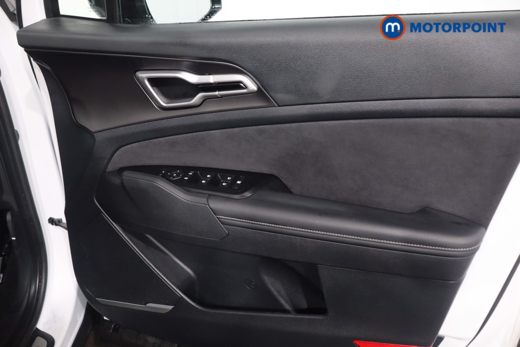 KIA Sportage Gt-Line Automatic Petrol-Electric Hybrid SUV - Stock Number (1611242) - 22nd supplementary image