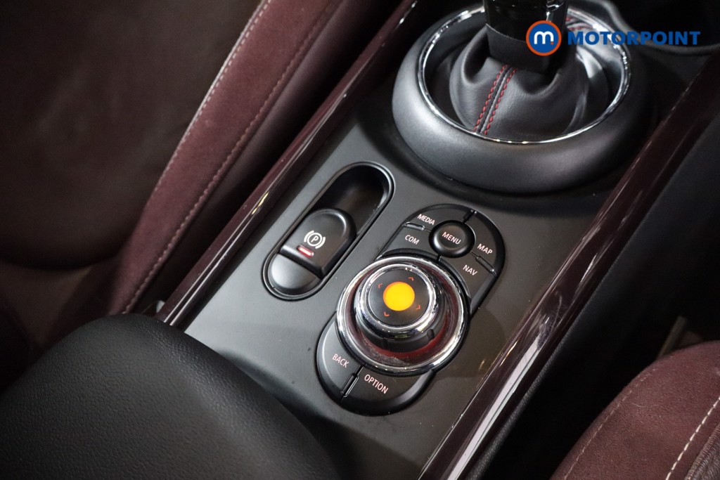 Mini Clubman Cooper S Exclusive Automatic Petrol Estate - Stock Number (1611440) - 16th supplementary image