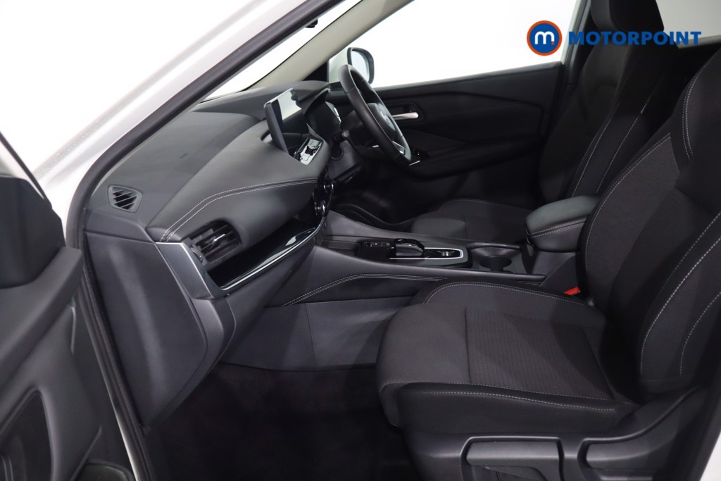 Nissan Qashqai N-Connecta Automatic Petrol-Electric Hybrid SUV - Stock Number (1612064) - 4th supplementary image
