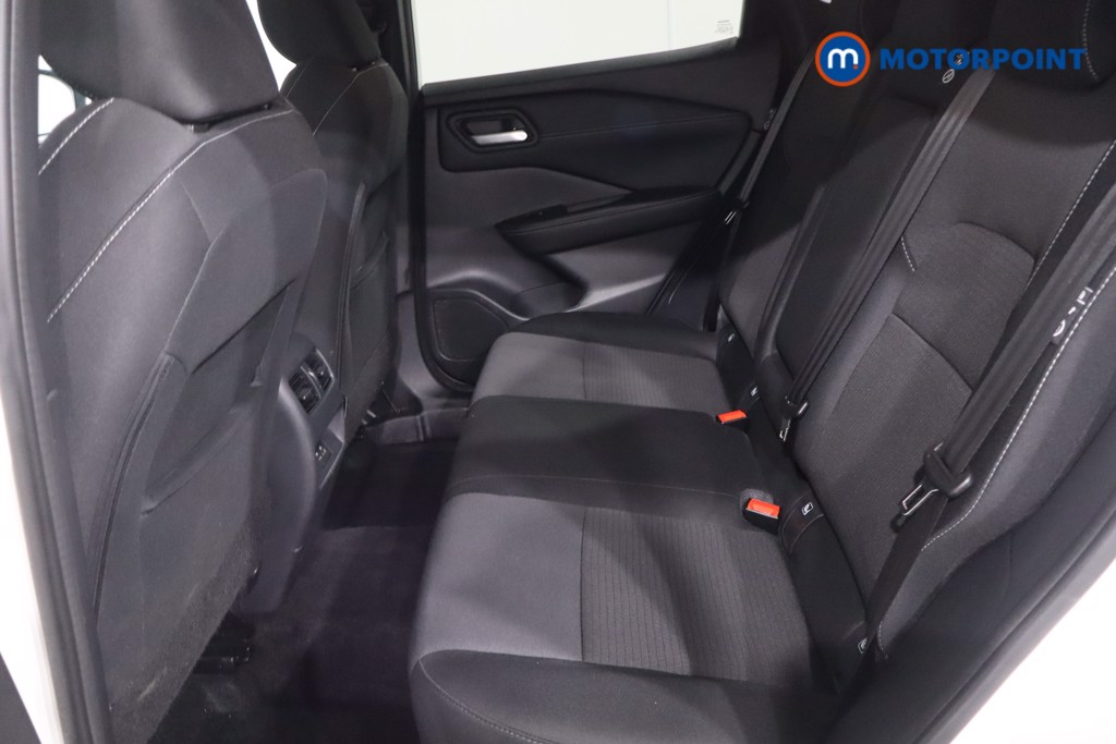 Nissan Qashqai N-Connecta Automatic Petrol-Electric Hybrid SUV - Stock Number (1612064) - 5th supplementary image
