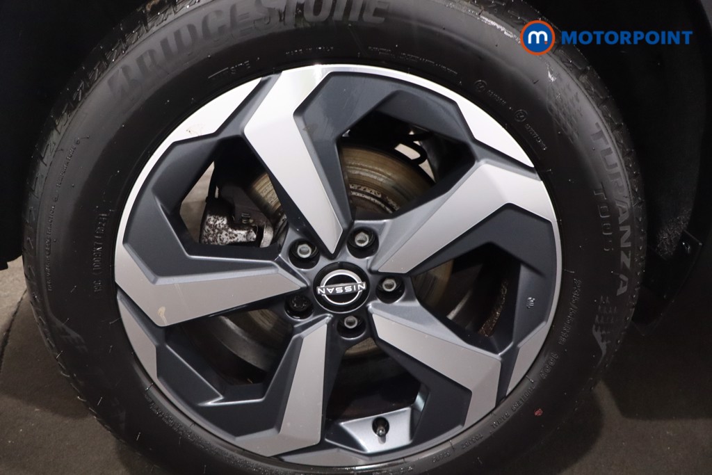 Nissan Qashqai N-Connecta Automatic Petrol-Electric Hybrid SUV - Stock Number (1612064) - 9th supplementary image