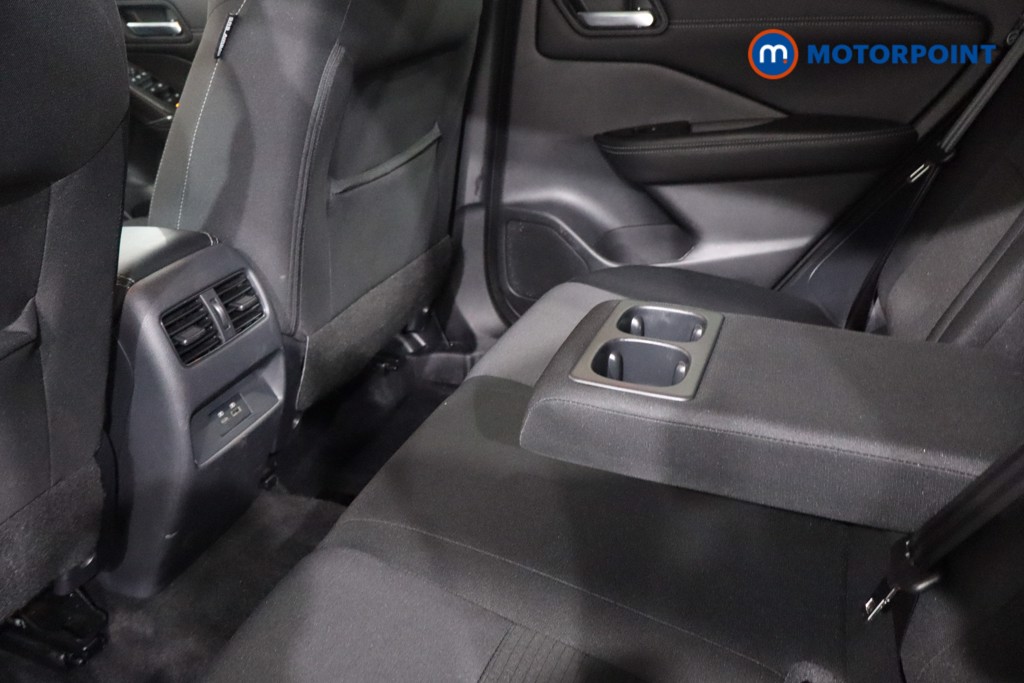 Nissan Qashqai N-Connecta Automatic Petrol-Electric Hybrid SUV - Stock Number (1612064) - 26th supplementary image