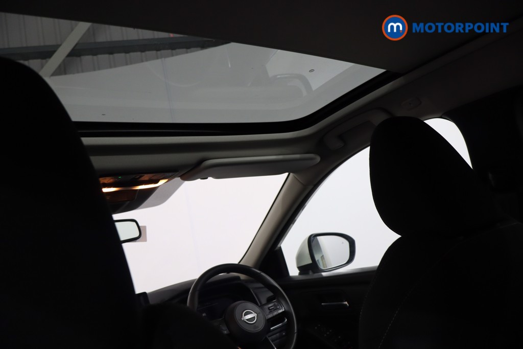 Nissan Qashqai N-Connecta Automatic Petrol-Electric Hybrid SUV - Stock Number (1612064) - 27th supplementary image