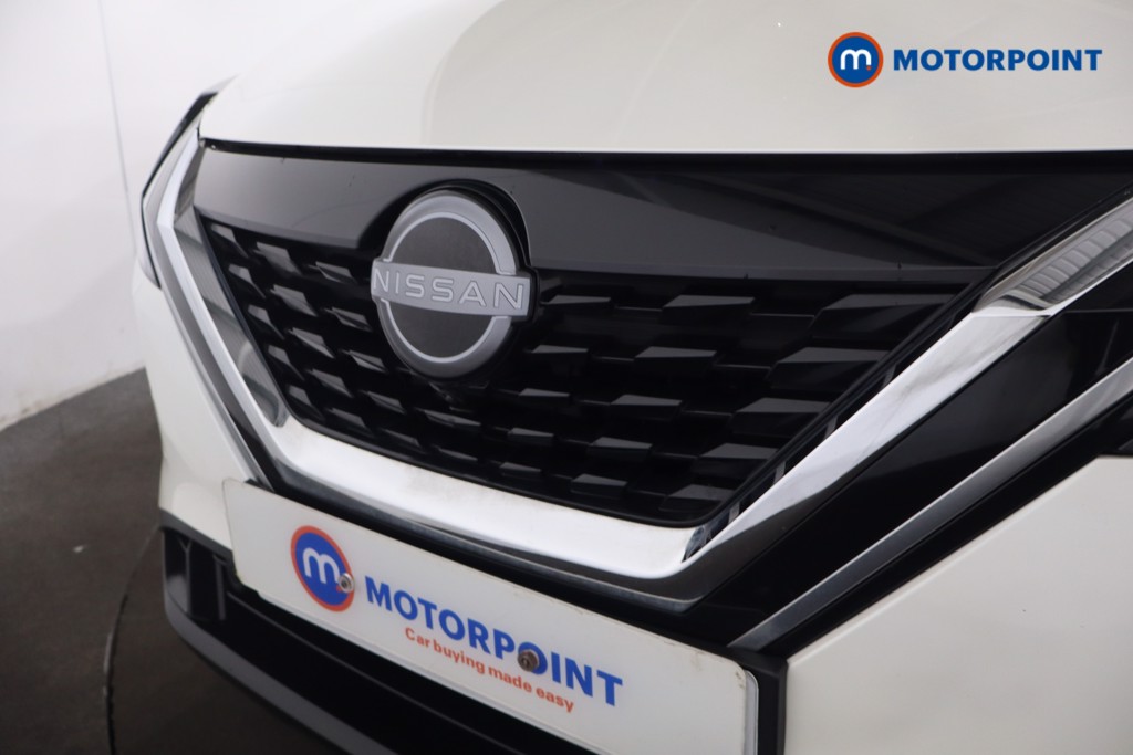 Nissan Qashqai N-Connecta Automatic Petrol-Electric Hybrid SUV - Stock Number (1612064) - 29th supplementary image