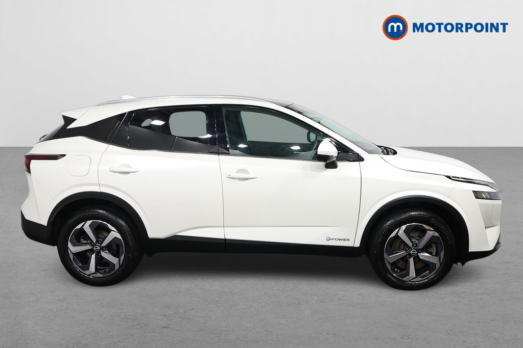 Nissan Qashqai N-Connecta Automatic Petrol-Electric Hybrid SUV - Stock Number (1612064) - Drivers side
